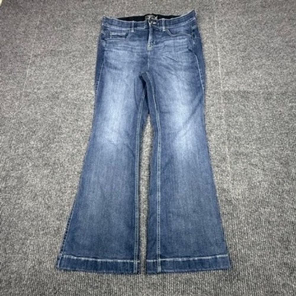 Torrid Bombshell Flare Jeans 18R Medium Wash Premium Stretch Denim 15426564